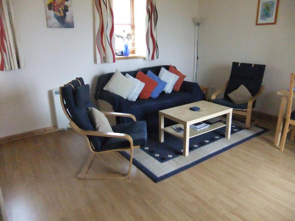 Dolphin Bay Suites Ardersier Zimmer foto